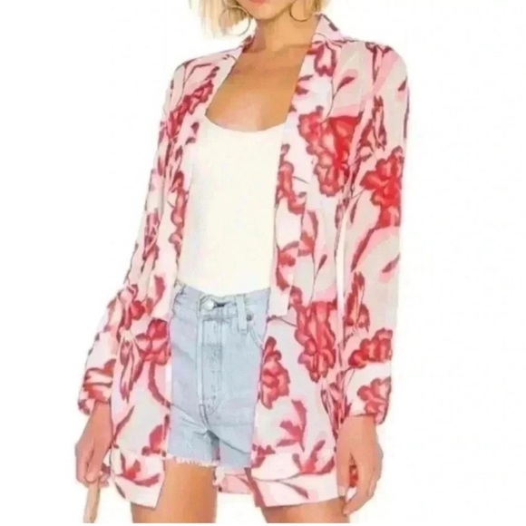 House of Harlow 1960 Tops - House of Harlow 1960 x Revolve Yuliana Bed
Kimono White and Red